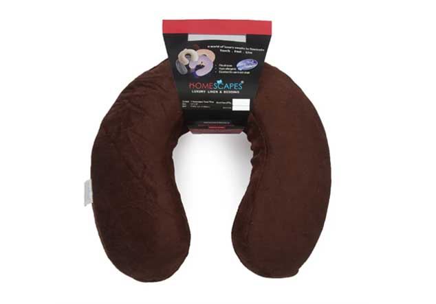 Are Neck Pillows Truly Beneficial for Your Health and Comfort?